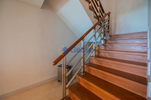 Condo in Pattaya, Thailand, 3 bedrooms  № 210124 - photo 13