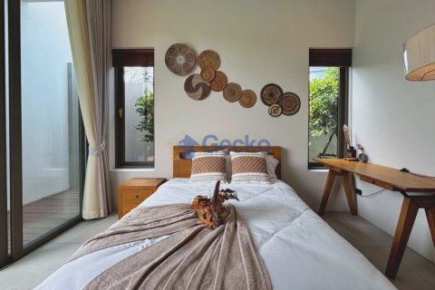 House in Pattaya, Thailand 4 bedrooms № 210121 - photo 16