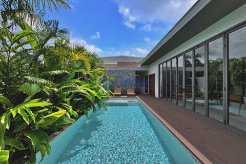 House in Pattaya, Thailand 4 bedrooms № 210121 - photo 2