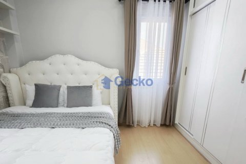 House in Pattaya, Thailand 3 bedrooms № 210123 - photo 10