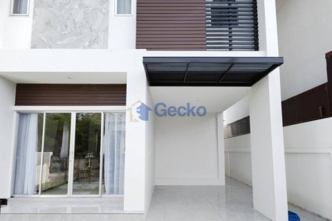 House in Pattaya, Thailand 3 bedrooms № 210123 - photo 19