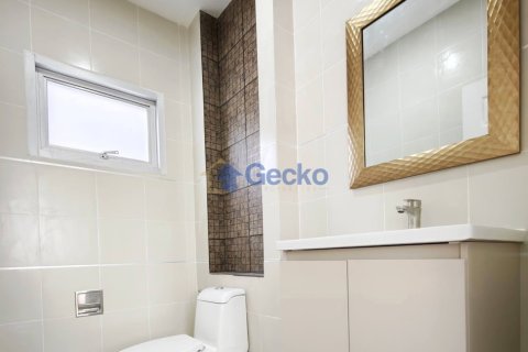 House in Pattaya, Thailand 3 bedrooms № 210123 - photo 28