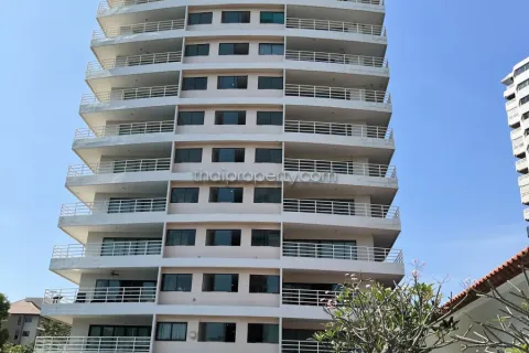 Estudio en el condominio en Jomtien Beach, Pattaya, Tailandia № 212465 - foto 14