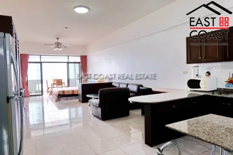 Estudio en el condominio en Jomtien Beach, Pattaya, Tailandia № 212469 - foto 2
