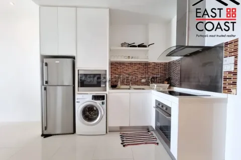 Condominio de 2 dormitorios en Pattaya, Tailandia № 212471 - foto 3