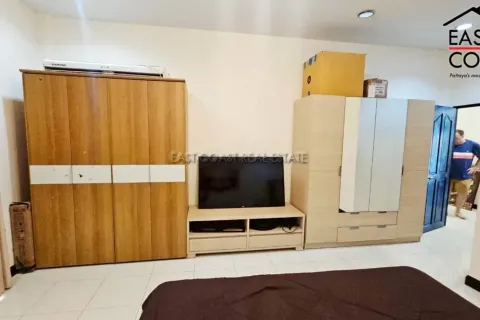 Casa de 3 dormitorios en Jomtien Beach, Pattaya, Tailandia № 212468 - foto 8