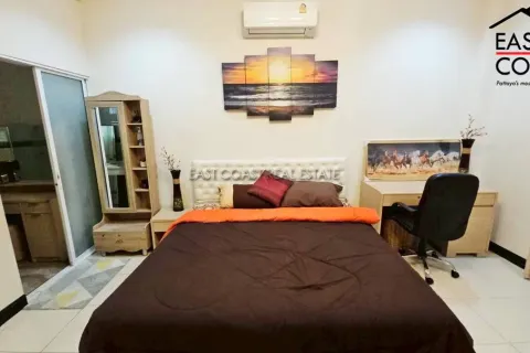 Casa de 3 dormitorios en Jomtien Beach, Pattaya, Tailandia № 212468 - foto 18