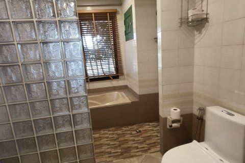 Condo in Pattaya, Thailand, 2 bedrooms  № 136556 - photo 15