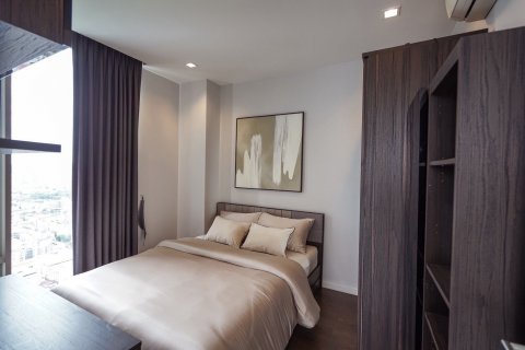 Condo à Sathon, Bangkok, Thaïlande, 2 chambres  № 136555 - photo 11