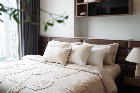 Condo à Sathon, Bangkok, Thaïlande, 2 chambres  № 136555 - photo 17