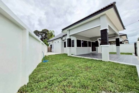 Дом в Паттайе, Таиланд с 3 спальнями  № 152369 - фото 2