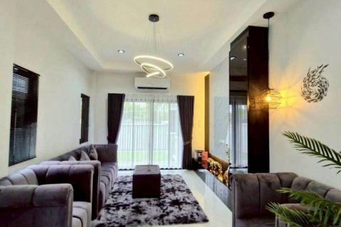 Дом в Паттайе, Таиланд с 3 спальнями  № 152369 - фото 4