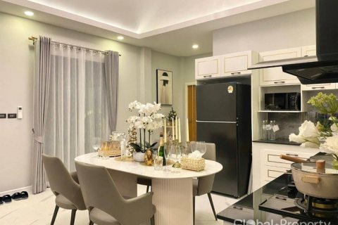 House in Pattaya, Thailand 3 bedrooms № 152370 - photo 17