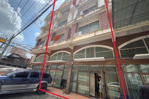 Propriété commerciale à Bang Sue, Bangkok, Thaïlande № 147230 - photo 2