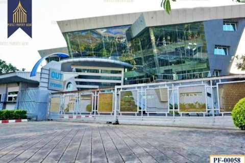 Офис в Самут Сакхоне, Таиланд  № 156636