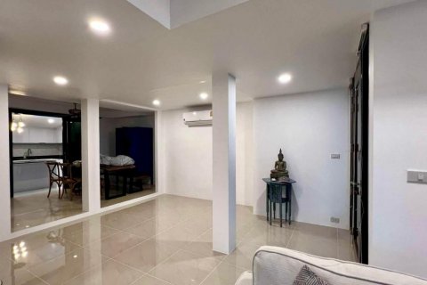 Duplex in Ko Samui, Thailand 3 bedrooms № 138547 - photo 12