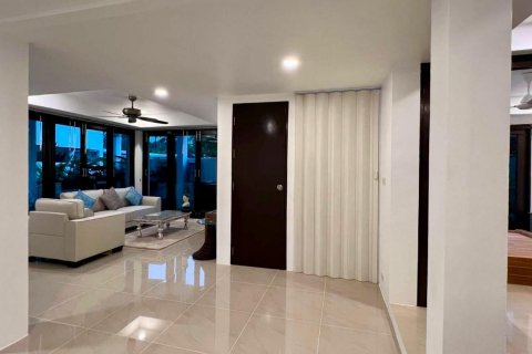 Duplex in Ko Samui, Thailand 3 bedrooms № 138547 - photo 6