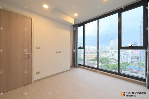 Condo in Bangkok, Thailand, 1 bedroom  № 197445 - photo 7