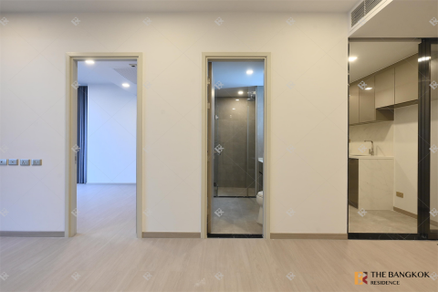 Condo in Bangkok, Thailand, 1 bedroom  № 197445 - photo 3