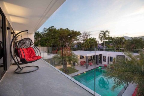Villa in Phuket, Thailand 5 bedrooms № 147551 - photo 16
