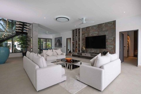 Villa in Phuket, Thailand 5 bedrooms № 147551 - photo 7
