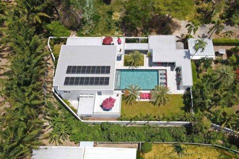 Villa in Phuket, Thailand 5 bedrooms № 147551 - photo 4