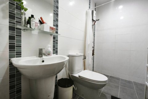 Townhouse in Lat Krabang, Bangkok, Thailand 3 bedrooms № 147548 - photo 12