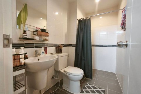 Townhouse in Lat Krabang, Bangkok, Thailand 3 bedrooms № 147548 - photo 19