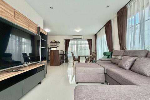 Дом в Пхукете, Таиланд с 3 спальнями  № 147550 - фото 2