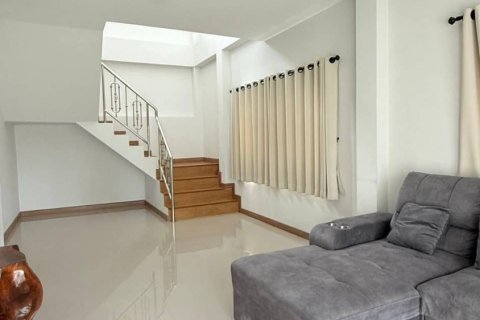 Maison à Saraphi, Thaïlande 4 chambres № 147549 - photo 8