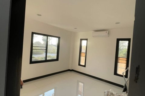 Дом в Накхонпатхоме, Таиланд с 4 спальнями № 147552 - фото 8