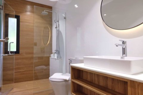 Condo à Phuket, Thaïlande, 2 chambres  № 166686 - photo 11