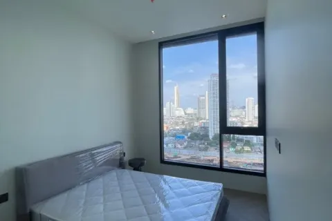 Кондоминиум с 2 спальнями в Кхлонг Сане, Бангкок, Таиланд № 148754 - фото 3