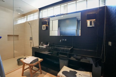 Villa in Phuket, Thailand 5 bedrooms № 148752 - photo 19