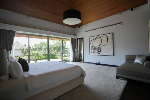 Villa in Phuket, Thailand 5 bedrooms № 148752 - photo 11