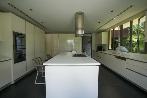 Villa in Phuket, Thailand 5 bedrooms № 148752 - photo 13