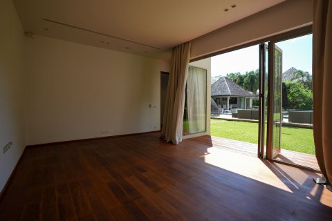 Villa in Phuket, Thailand 5 bedrooms № 148752 - photo 24