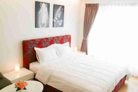Condo in Bangkok, Thailand, 1 bedroom № 183366 - photo 3