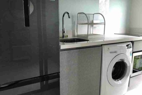Condo in Bangkok, Thailand, 1 bedroom № 183362 - photo 10