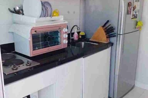 Condo in Bangkok, Thailand, 2 bedrooms № 183365 - photo 6