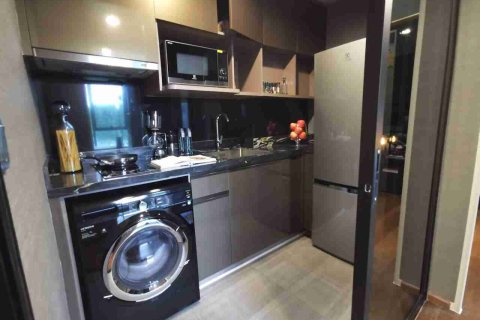 Condo in Bangkok, Thailand, 1 bedroom № 183363 - photo 7