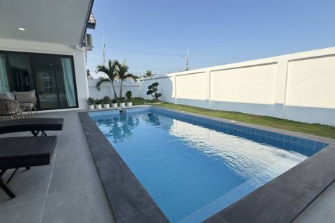 Villa à Hua Hin, Thaïlande 3 chambres № 172887 - photo 2