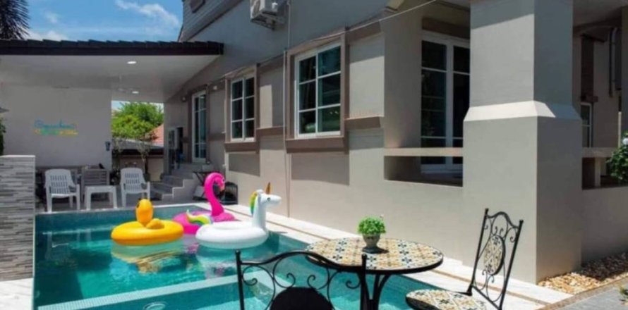 Villa à Pattaya, Thaïlande 4 chambres № 172890