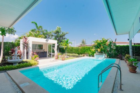 Вилла в Хуа Хине, Таиланд с 3 спальнями  № 172888 - фото 3