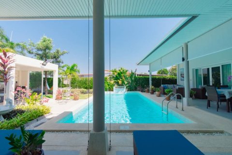 Вилла в Хуа Хине, Таиланд с 3 спальнями  № 172888 - фото 4