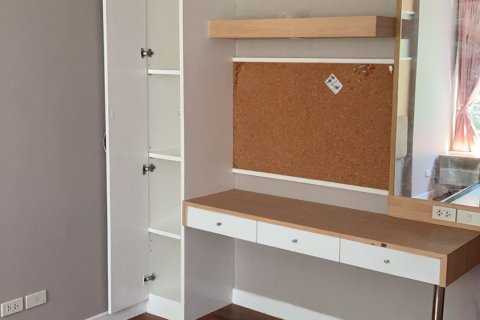 Condo in Khlong Toei, Bangkok, Thailand, 2 bedrooms  № 154294 - photo 10