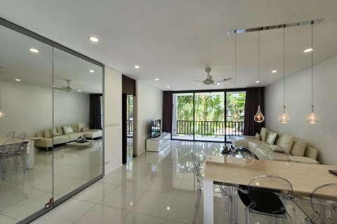 Apartment in Phuket, Thailand 2 bedrooms № 154293 - photo 1