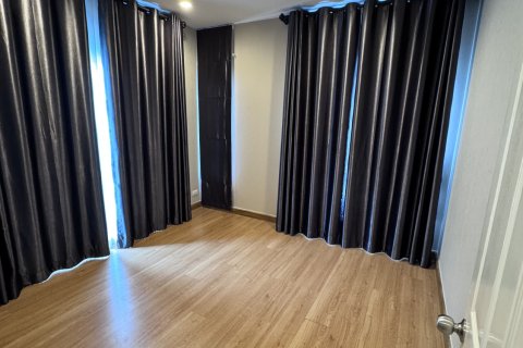 House in Phuket, Thailand 3 bedrooms № 154291 - photo 12