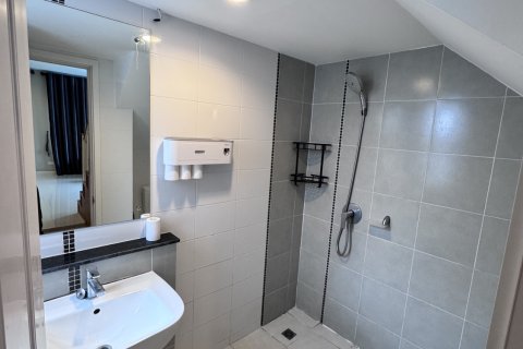 House in Phuket, Thailand 3 bedrooms № 154291 - photo 6