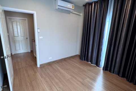 House in Phuket, Thailand 3 bedrooms № 154291 - photo 21